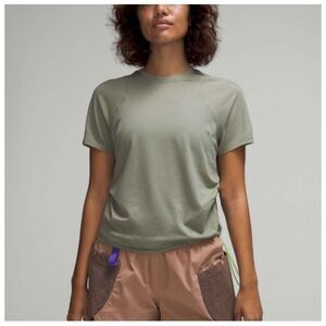 Lululemon Lightweight Cinched Hem Hiking T-Shirt in Laurel Green Size 10